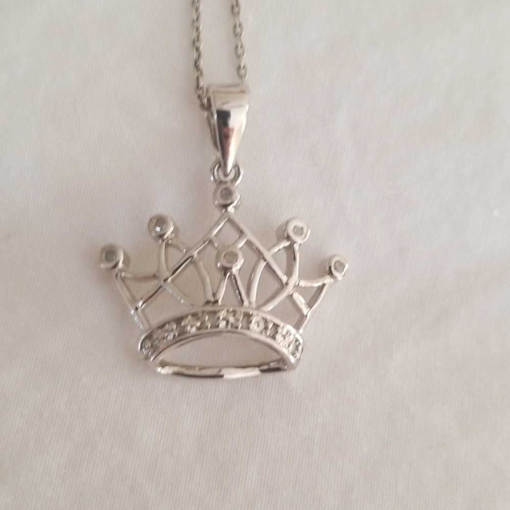 NWT Crown Diamond & 925 Sterling Silver Pendant Necklace